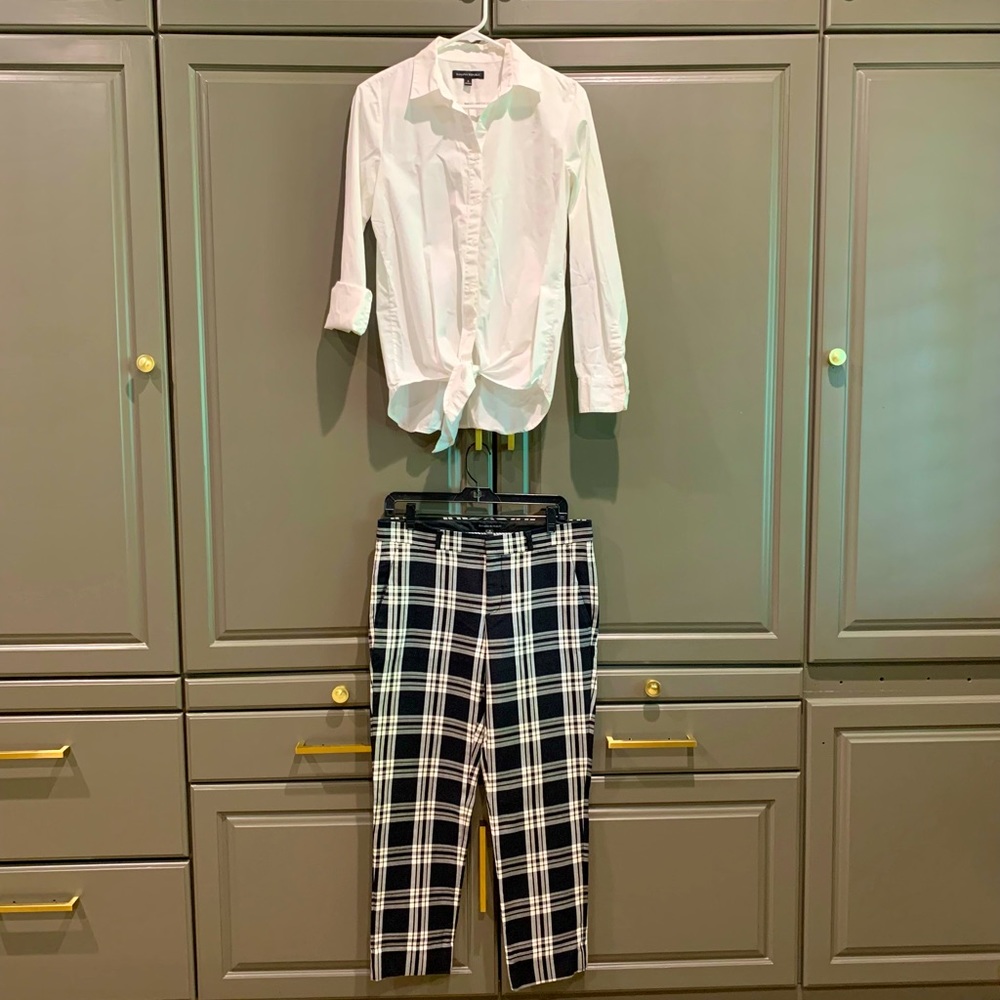 Banana Republic slacks - sz 4 & button-up shirt.